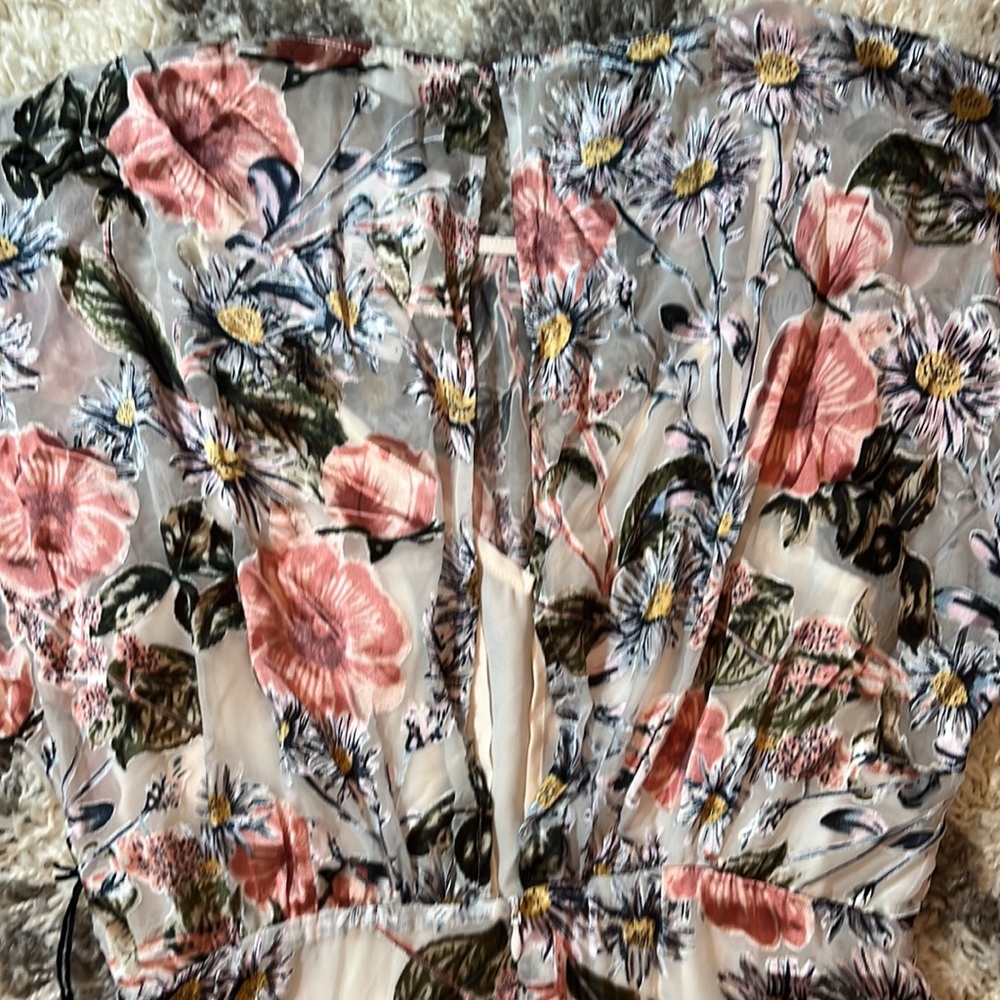 Sold ASTR the label floral dress - Picture 9 of 9